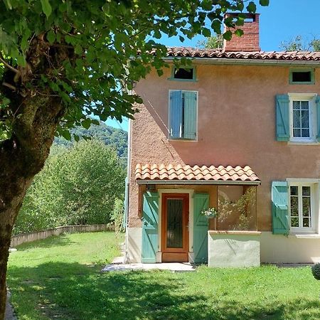 Maison De Famille Razecueille Exterior photo